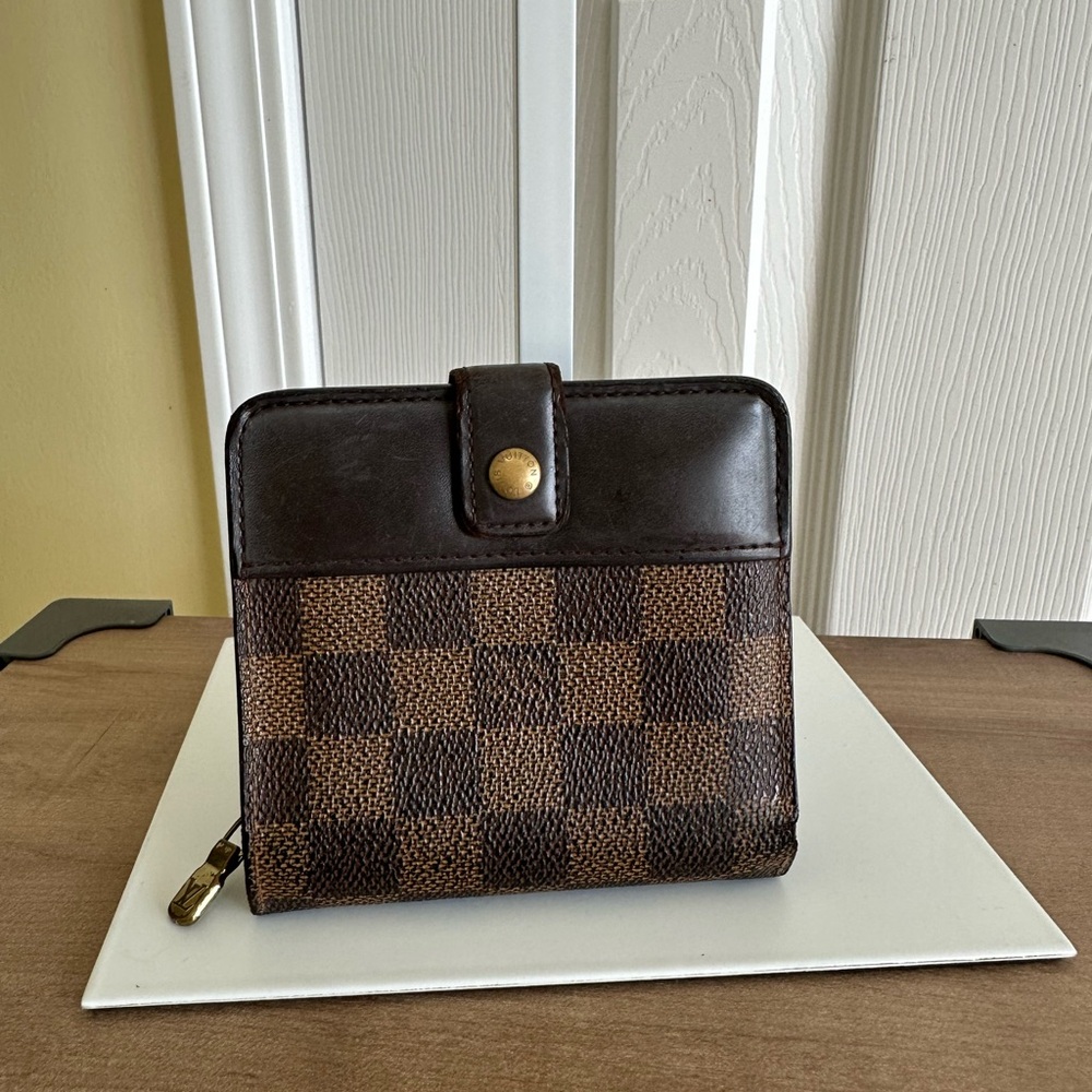 Authentic Louis Vuitton Damier Ebene Medium Bifold Wallet, GUC - Picture 1 of 11
